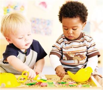 自闭症的临床表现及治疗方法